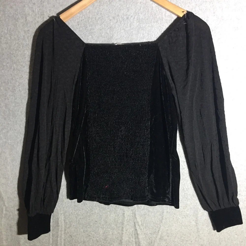 Womens Ember Blouse Sheer Sleeve Crushed Velvet Cheetah Print Party Club Date - Picture 7 of 7